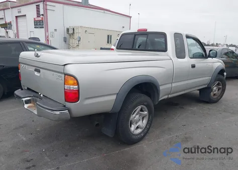 2002 Toyota Tacoma Base V6 from USA, damaged, VIN 5TEWN72NX2Z033703